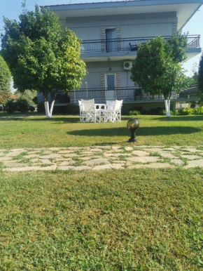 Villa Adamidis